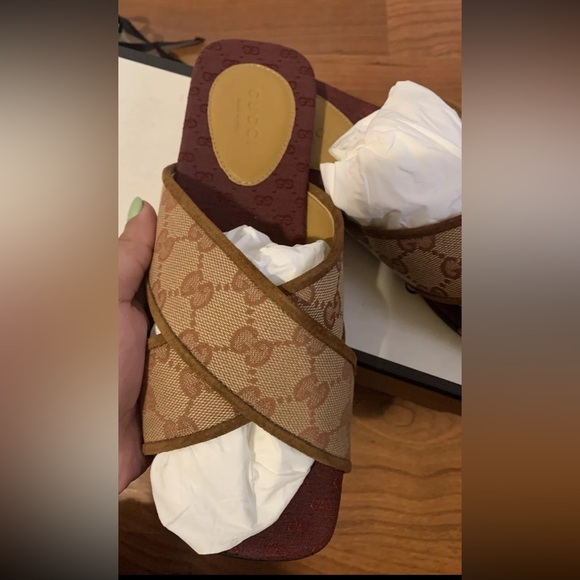 GUCCI GG canvas cross sandal Size 36.5 Women - Picture 4 of 4